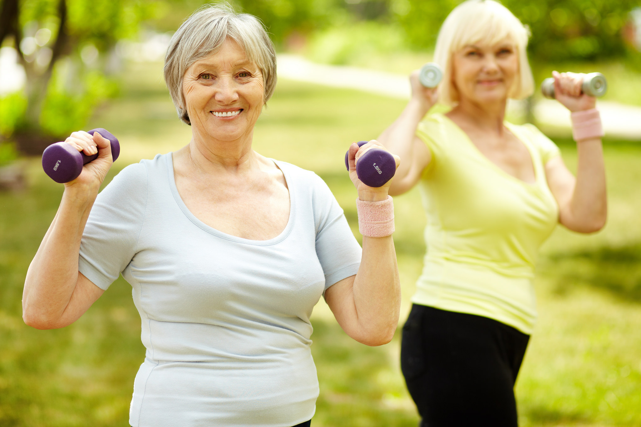 9-easy-resistance-band-exercises-for-seniors-a-paradise-for-parents